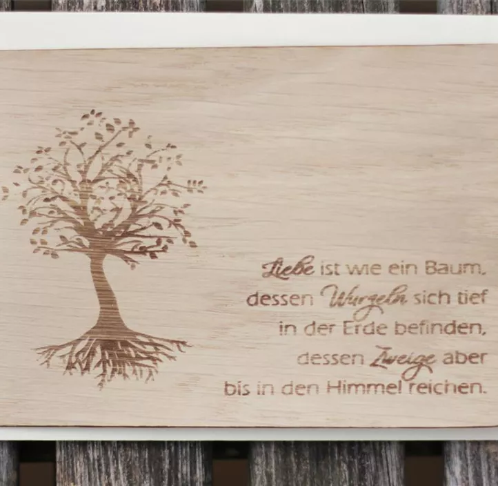 Holzgrußkarte - Liebe ist wie ein Baum